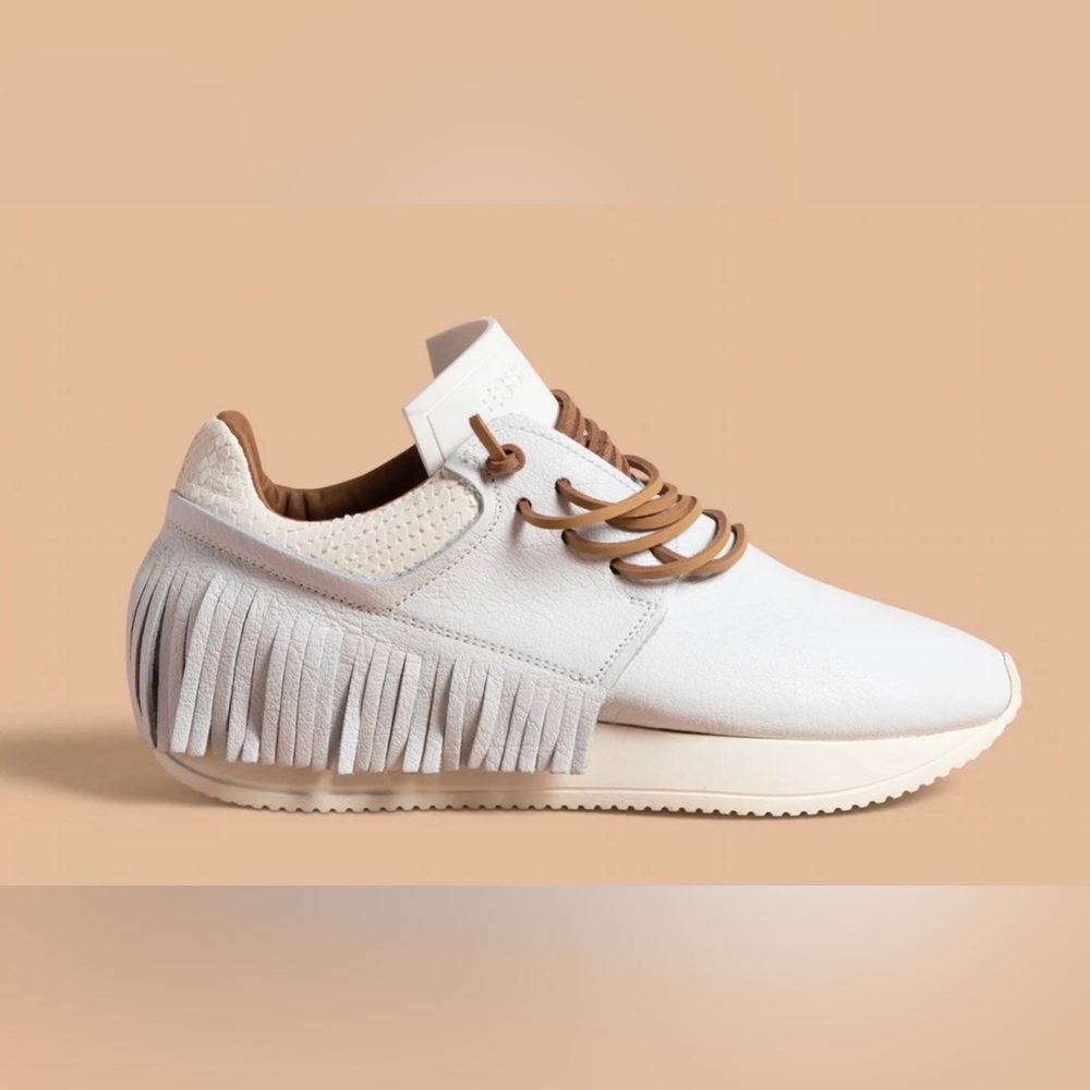 Esse ut Esse Esseutesse White Leather Fringe Shoes Sneakers 37 Size 7